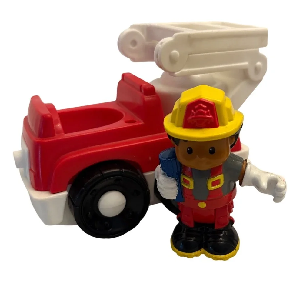 Fisher‎ Price Little People Fire Truck Firefighter Toy Ladder Vehicle 2010 FO